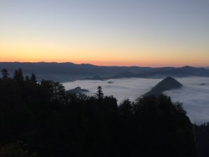 Wschód słońca na Trzech Koronach